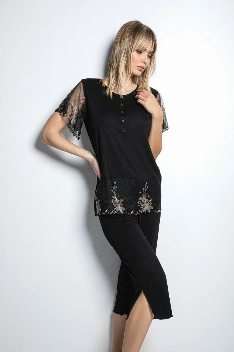 موناميسي 19172B Plus Size Women's Short Sleeve Capri Pajamas Set-Black