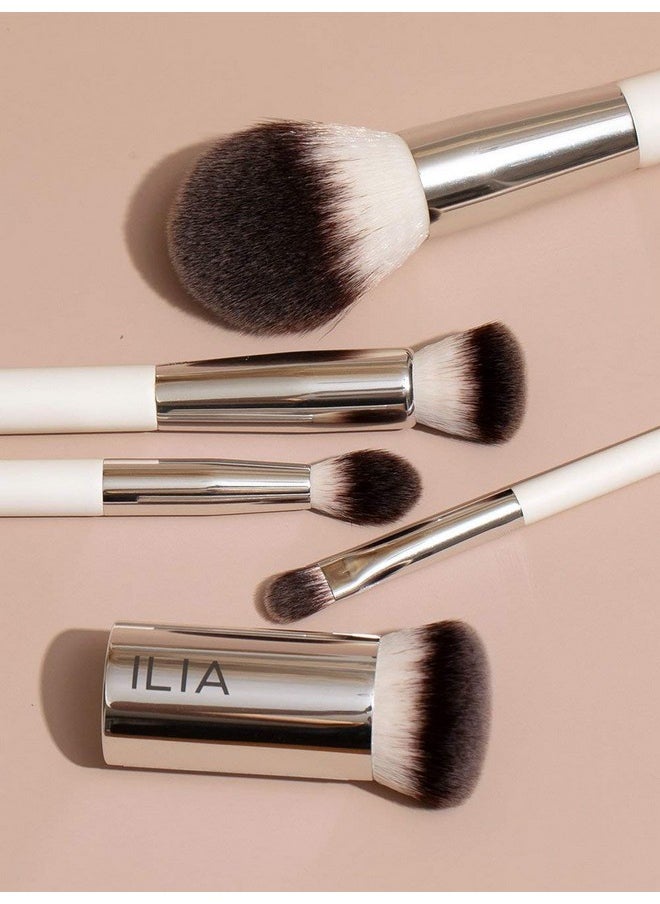 ILIA Perfecting Buff Brush Nontoxicvegancrueltyfreeclean Makeup  - Image 4