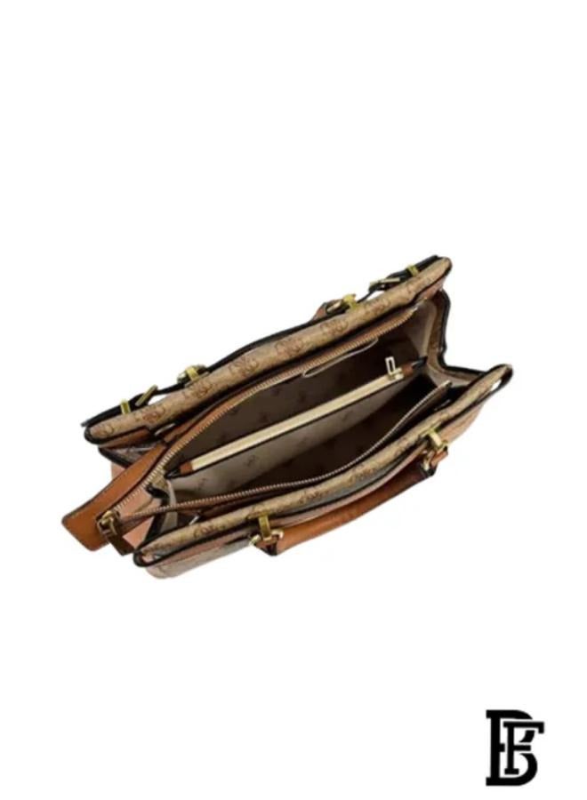GUESS A distinctive Guess bag for women  - Image 3