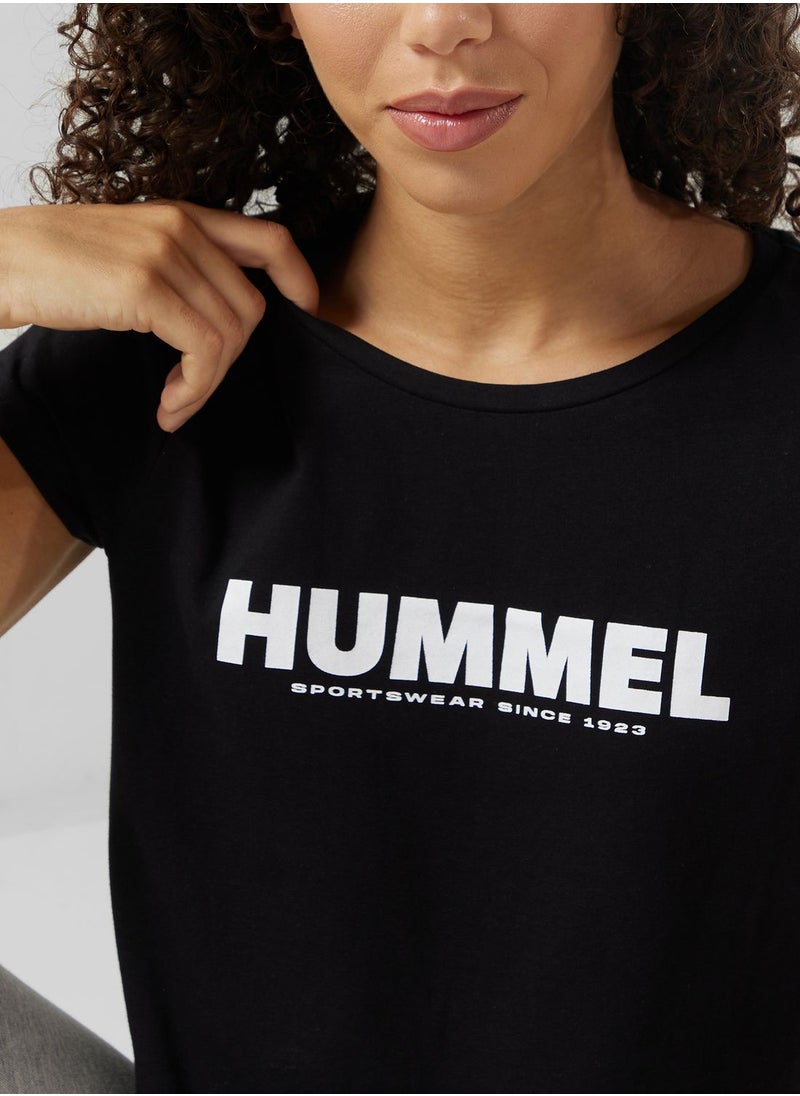 Hummel Legacy Cropped T-Shirt  - Image 3