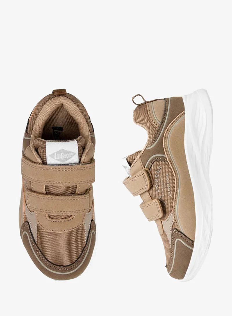 لي كوبر أحذية رياضية للأولاد بنعل خارجي بنمط لوحات مع إغلاق بشريط لاصق