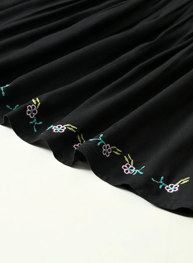 بيلا مودا فستان بيلا مودا مطرز بأكمام مكشكشة بطول الركبة - Image 5