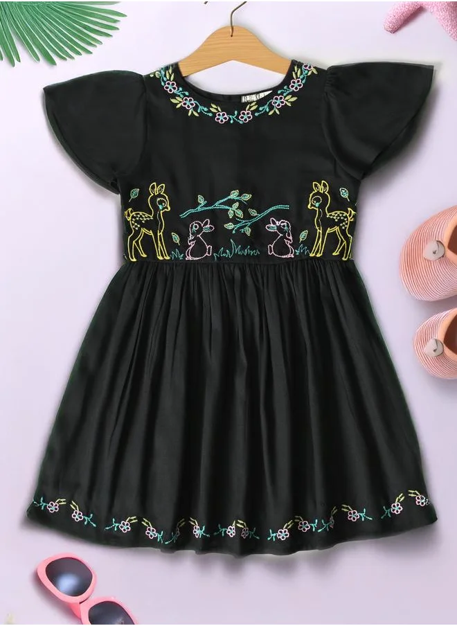 بيلا مودا Bella Moda Embroidered Ruffled Sleeve Knee-Length Dress