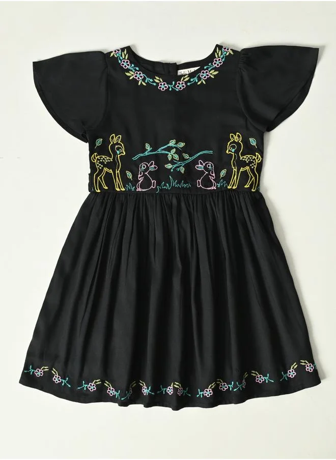 بيلا مودا Bella Moda Embroidered Ruffled Sleeve Knee-Length Dress
