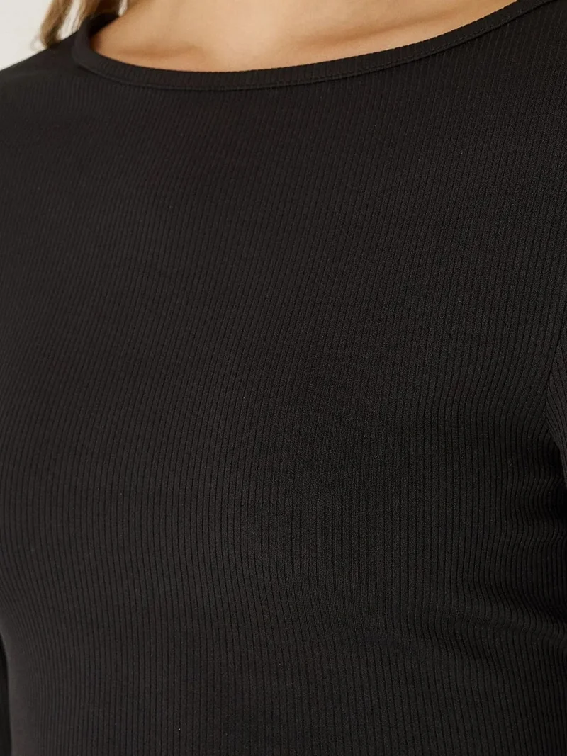 زوبعة طقم أساسي قطعتين