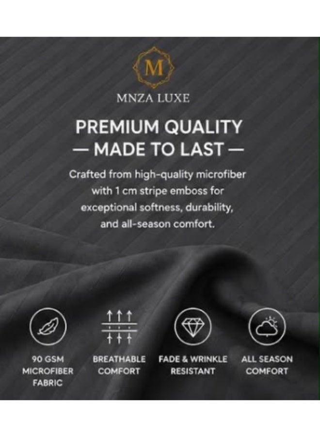 طقم ملاءة مطاطية MNZA LUXE من المايكروفايبر بنقشة خطوط بارزة بعرض 1 سم، يتضمن ملاءة مطاطية واحدة + غطاءي وسادة | فائق النعومة، قابل للتهوية، ومقاوم للتجاعيد | رمادي داكن - Image 5