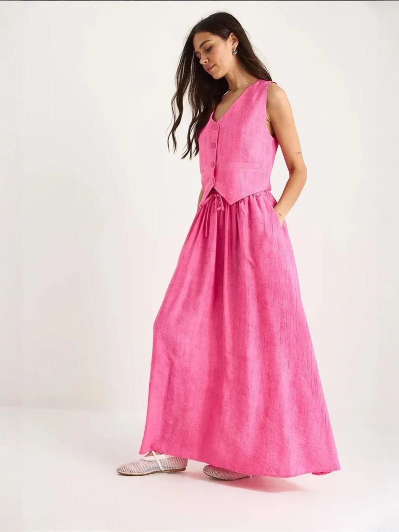 Bianco Lucci LUCCI V-Neck Vest and Maxi Skirt Two-Piece Coord Set