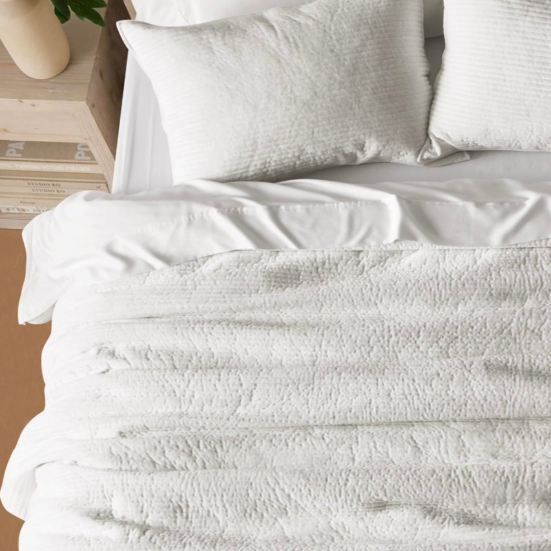 EVERGRACE Velvet Quilt Set Queen Size, Luxurious Soft Quilted Bedding Sets, Lightweight Velvet Comforter for All Season, Striped Channel Bedspread Coverlet with 2 Shams, Bright White - Image 4