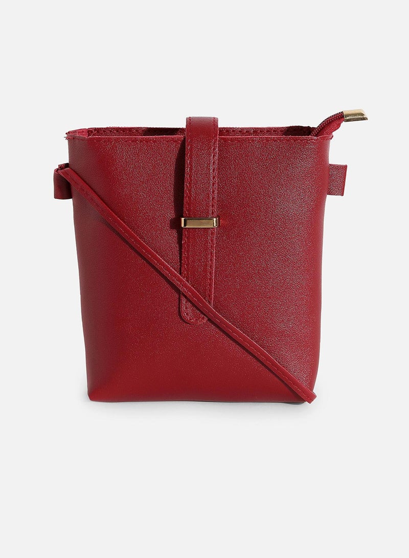 Haute Sauce Women's Daisy Maroon Cross Body Bag  - Image 3