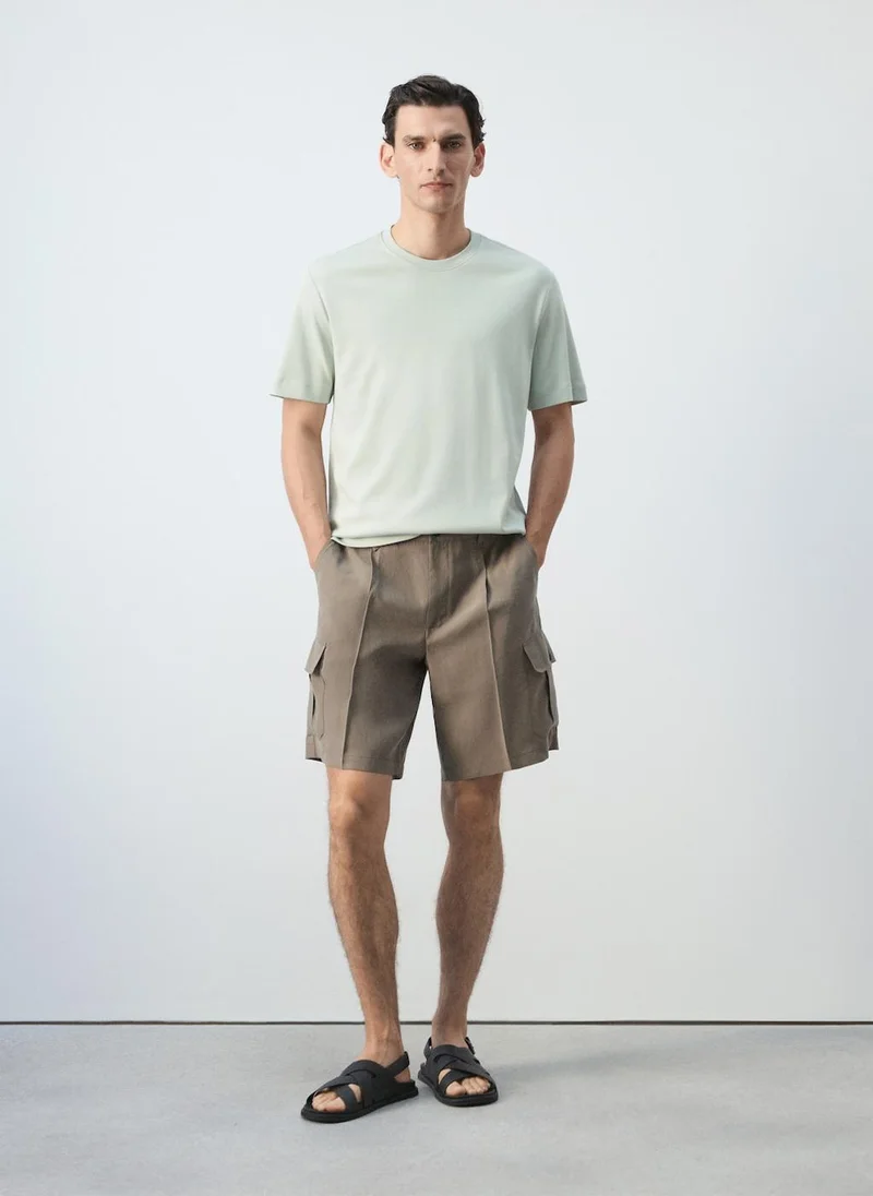Mango Man 40-VERDE PASTEL Regular-Fit 200-Gsm T-Shirt for Men | Best Price UAE