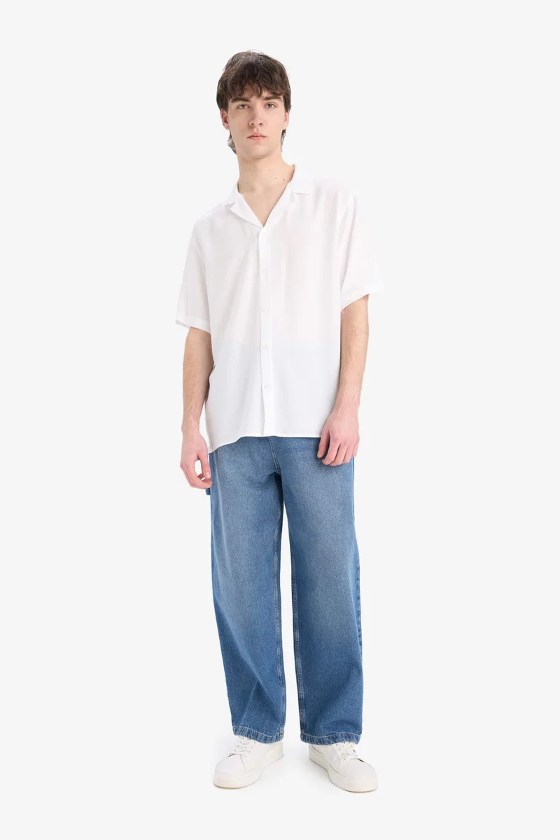 ديفاكتو Regular Fit Apache Neck Short Sleeve Shirt
