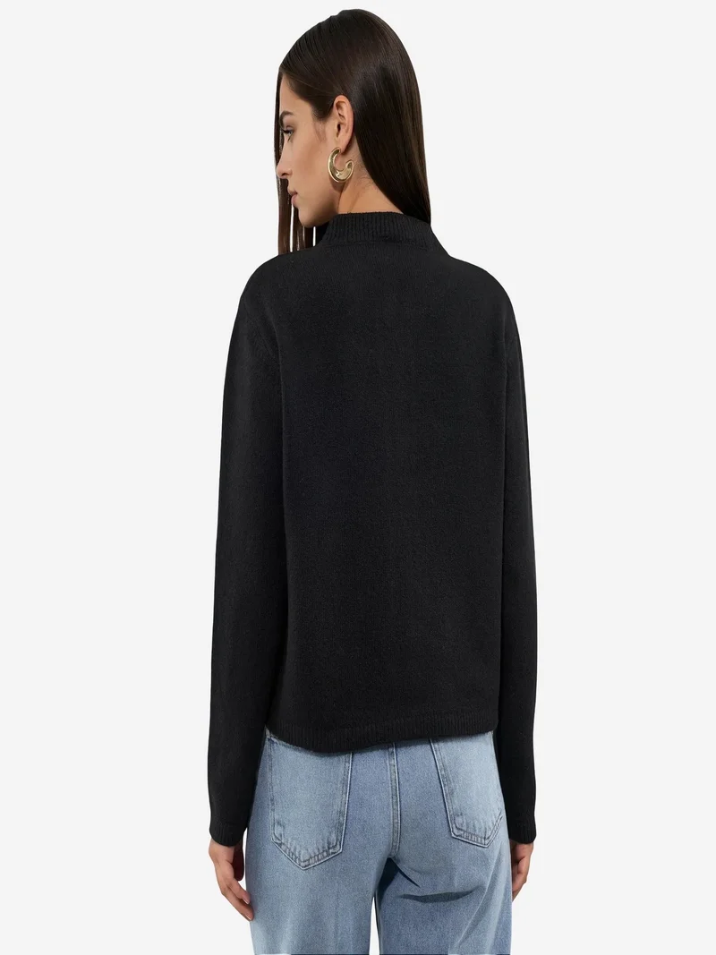 فيورنا VIORNA Ribbed Crew Neck Button Cardigan
