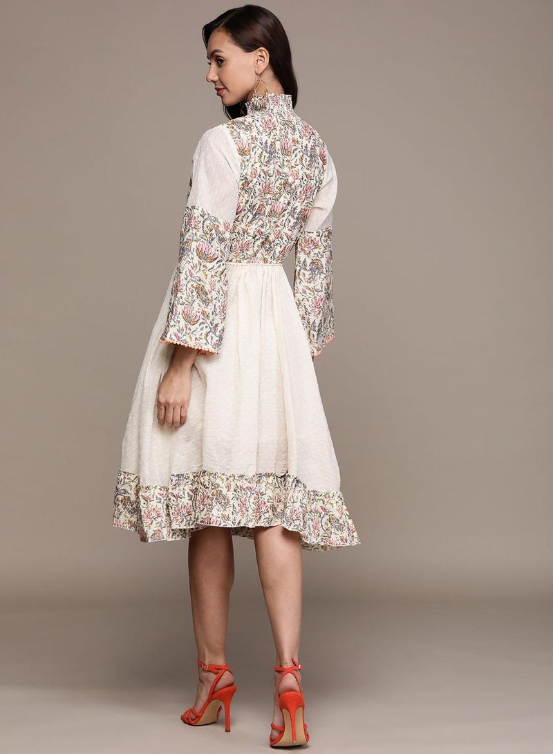 ISHIN Women'S Cream 100% Cotton Embellished Regular Fit Dress - Image 5