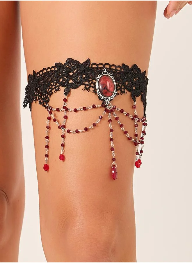 Styli Styli Lace Garter with Metal Trim