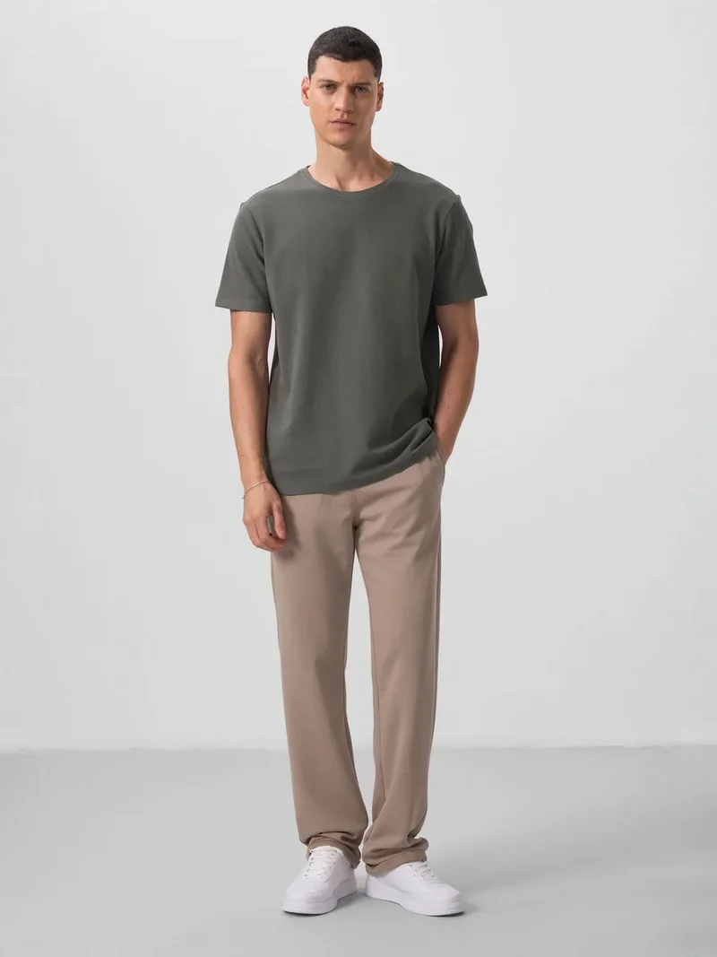 تومي لايف TOMMY Men's Regular Fit Crew Neck T-Shirt