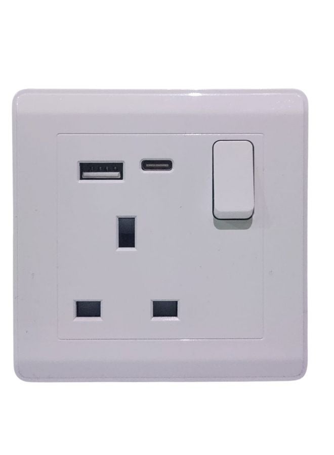 مقبس حائط عالمي مقاوم للهب مع منفذي USB واحد ومنفذ USB واحد من النوع C - (أبيض)  - Image 1