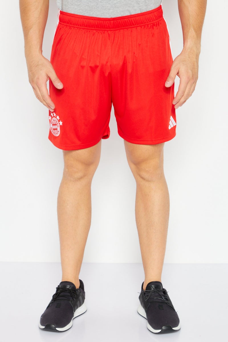 Adidas شورتات كرة القدم للرجال من FC بايرن ميونيخ مزينة، حمراء - Image 1