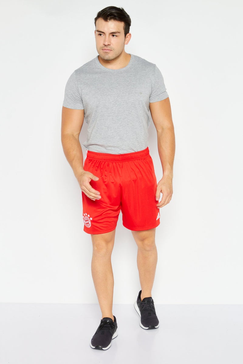 Adidas شورتات كرة القدم للرجال من FC بايرن ميونيخ مزينة، حمراء - Image 2