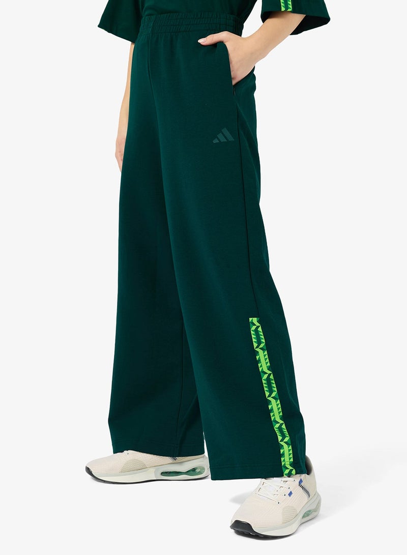 Adidas بنطلون مستقيم من قماش لامع ناعم - Image 4