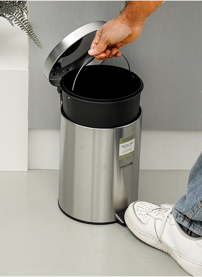 Royalford 20 Litre Stainless Steel Pedal Bins RF12092 Round Hands Free Kitchen Garbage Trash Bins Soft-Close Lid - pzsku/ZB550DEC58C957642267DZ/45/_/1730186181/c5743798-ba64-466f-8218-7b24638bf554