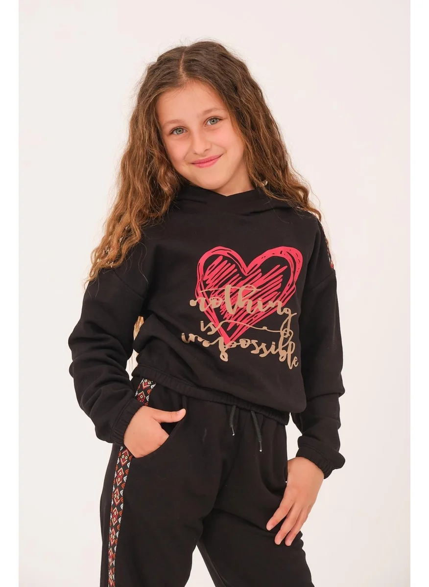 جازي Young Girl Heart Printed Hooded Sweatshirt - Black