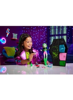MONSTER HIGH Mystery Friends 3rd Series Ghoulia Yelps HNF81  - Image 5