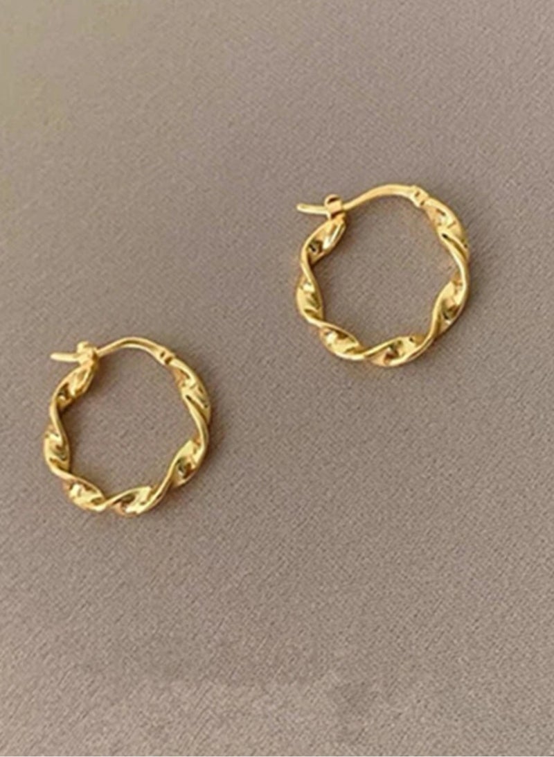 إيكوال حلق اذن نسائي دائري من الاستانلس ستيل أنيق وعالي الجودة باللون الذهبي - Image 4