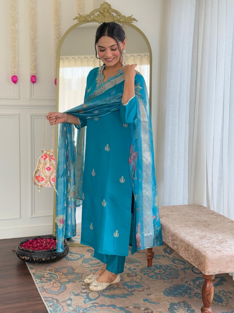 Naixa Women's Firoji Viscose Embroidered Straight Kurta with Viscose Pant and Jacquard Printed Dupatta Sets (NX-690-Firoji-M) - Image 3