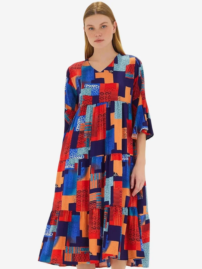 بيغ دارت فستان ميدي برقبة على شكل حرف  بأكمام قصيرة بنقوش