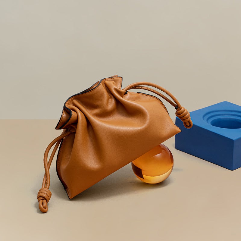 ''s New Genuine Leather Women''s Bag, Simple Small Lucky Bag, Single Shoulder Crossbody Bucket Bag, Cowhide Drawstring Small Bag, Customized - Image 4