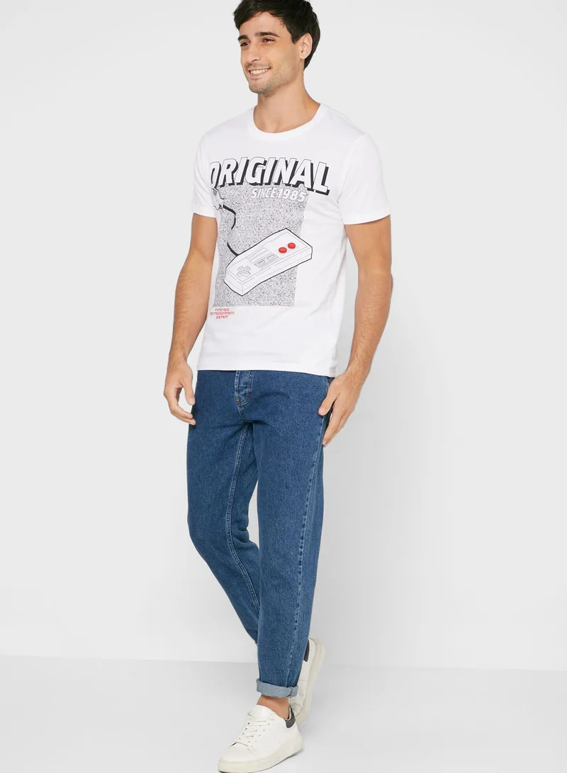 DIFUZED Nintendo Crew Neck T-Shirt