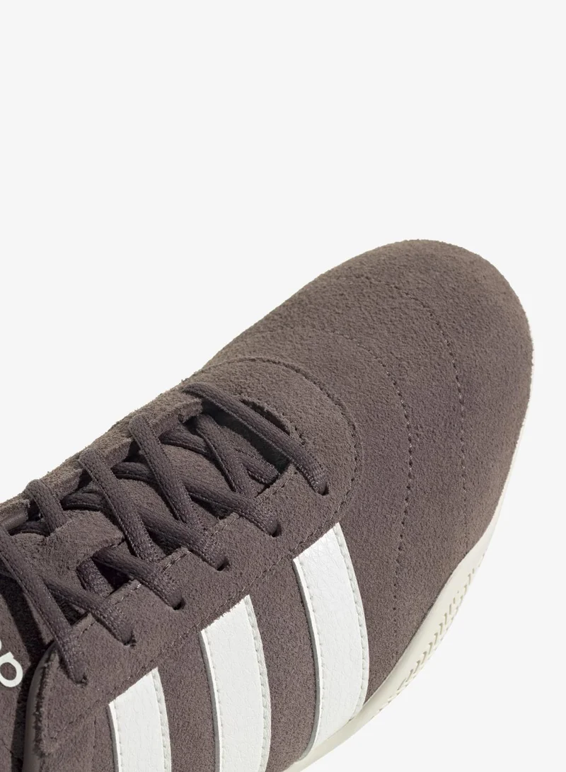 Adidas  GRAND COURT LO SHOES for Women | Best Price UAE