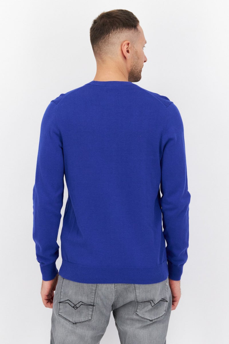 Lyle & Scott كارديجان رجالي بأكمام طويلة على شكل حرف V مع شعار العلامة التجارية، أزرق - Image 2