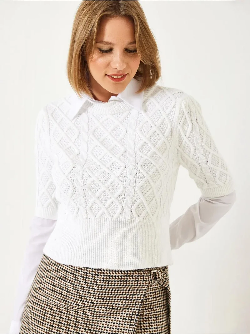 Bianco Lucci LUCCI Textured Knitwear Crop Sweater with Shirt Collar