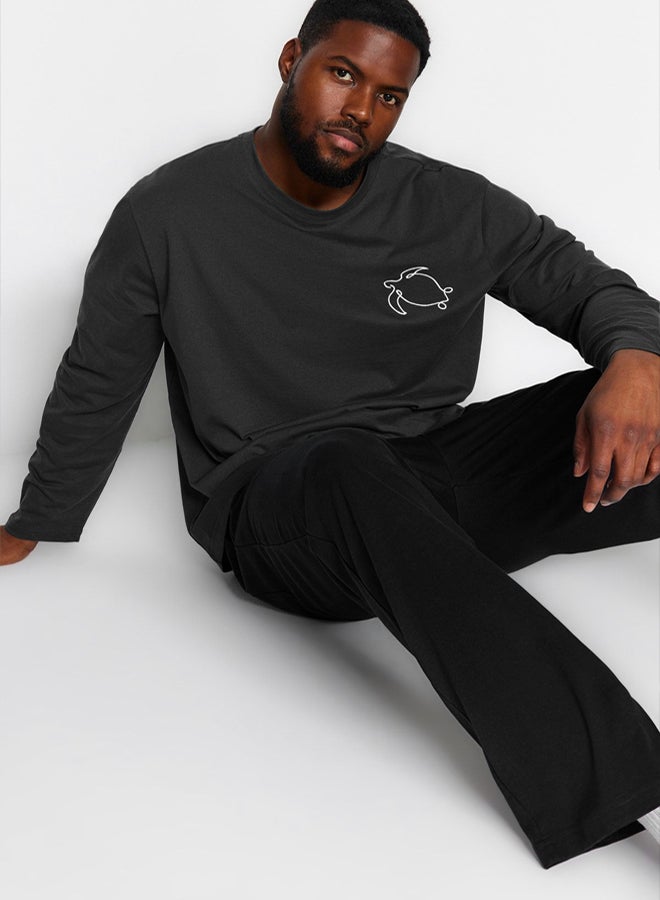 trendyol Anthracite Regular Fit Embroidered Knitted Plus Size Pajamas Set - Image 1