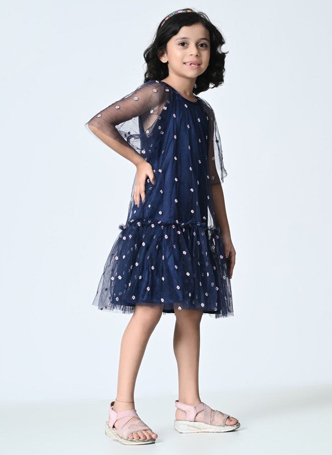 Rue Collection فستان بنمط منخفض الخصر مزين باللون الأزرق البحري للفتيات - Image 3