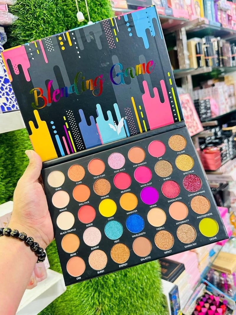 FEELHIGH Professional 35 Color Eyeshadow palette Shimmers eye makeup palette Long Wearing vibrant shades Multicolor - Image 3