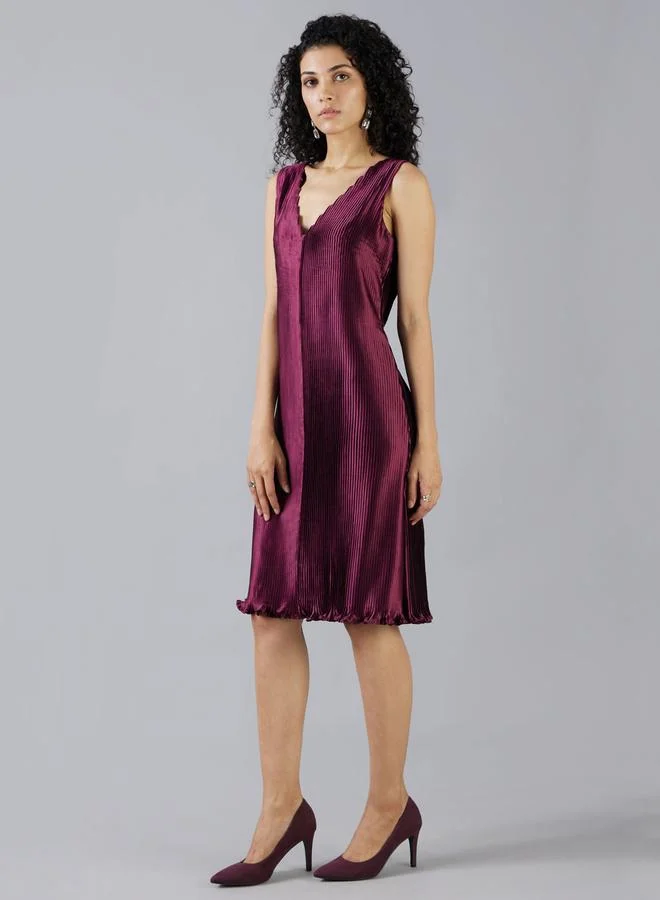 Mish Mish Pleated V Neck A-Line Midi Dress