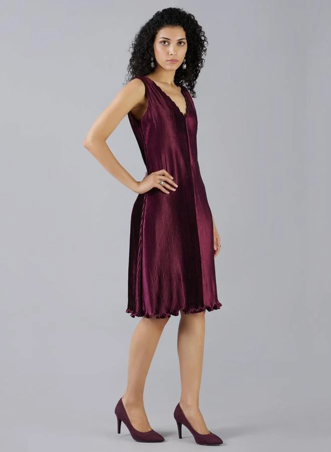 Mish Mish Pleated V Neck A-Line Midi Dress