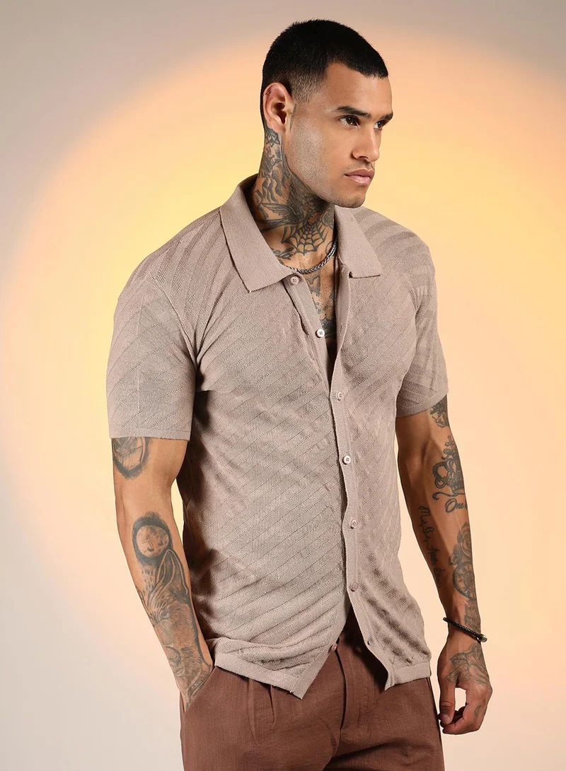 Campus Sutra Campus Sutra Men's Khaki Beige Tilted-Knit Shirt For Casual Wear | Polo Neck | Short Sleeve | Button Closure | Shirt Crafted With Comfort Fit For Everyday Wear