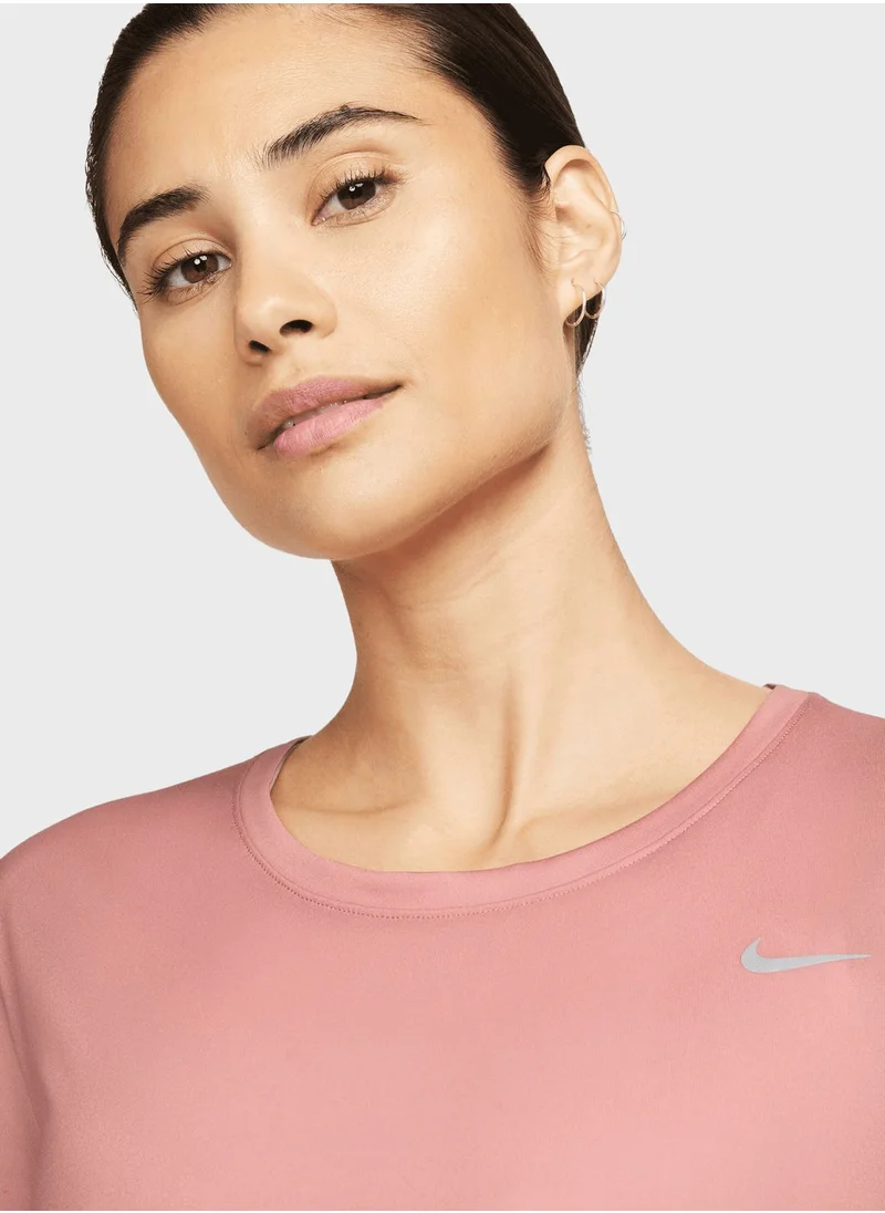 Nike Dri-Fit Swoosh Cropped Leggings