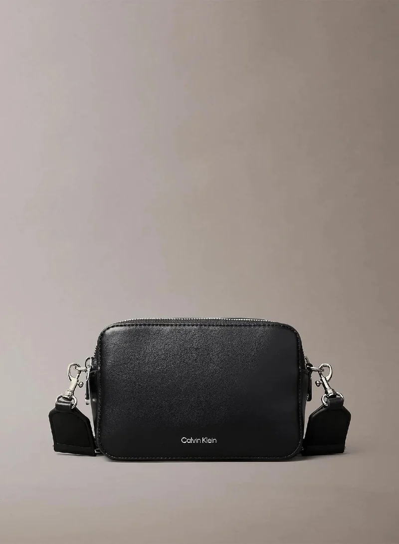 Convertible 2-Strap Crossbody Camera Bag