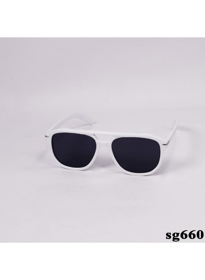 Generic Men  and WomenSunglasses SG660 - Image 1