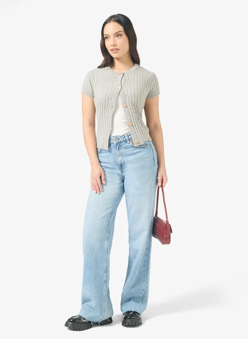 جينجر كارديجان محبوك بأزرار