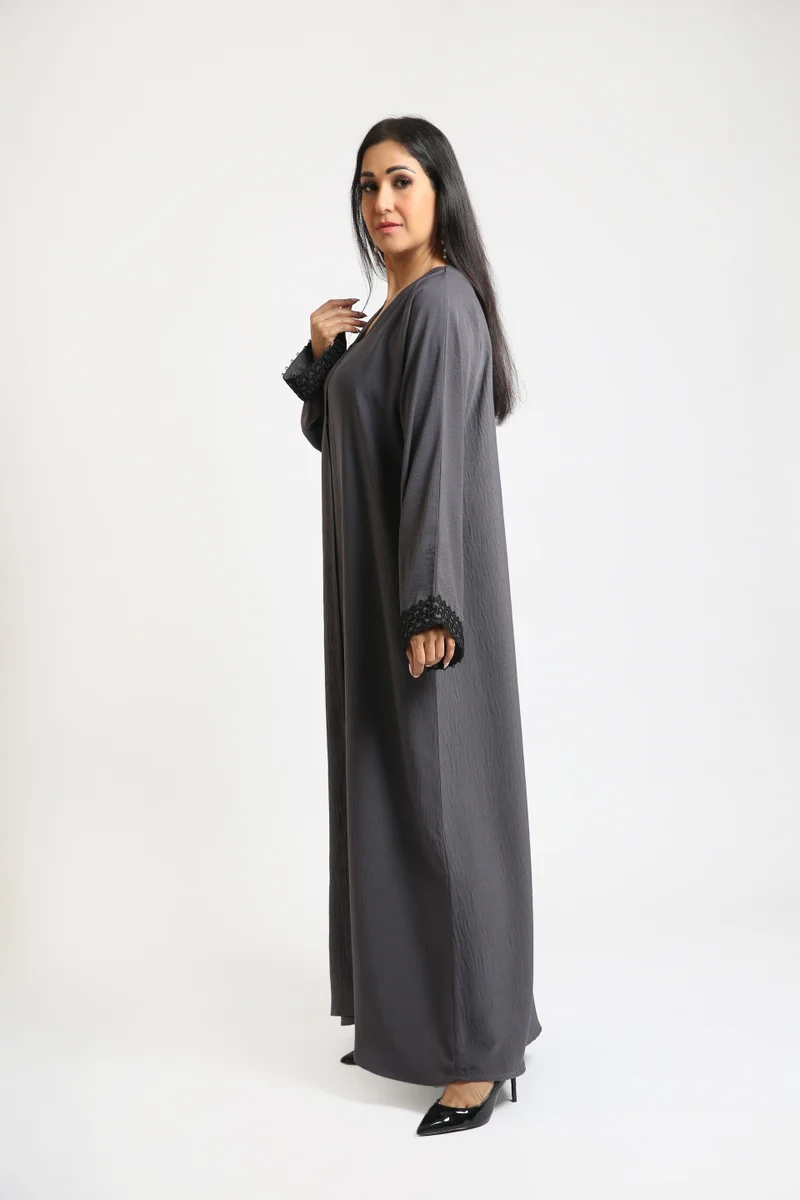 Nikias Hamriya Crepe Abaya with Button Front & Lace Sleeves