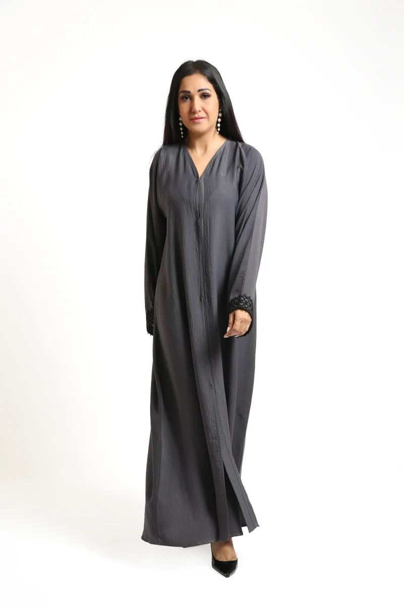 Nikias Hamriya Crepe Abaya with Button Front & Lace Sleeves