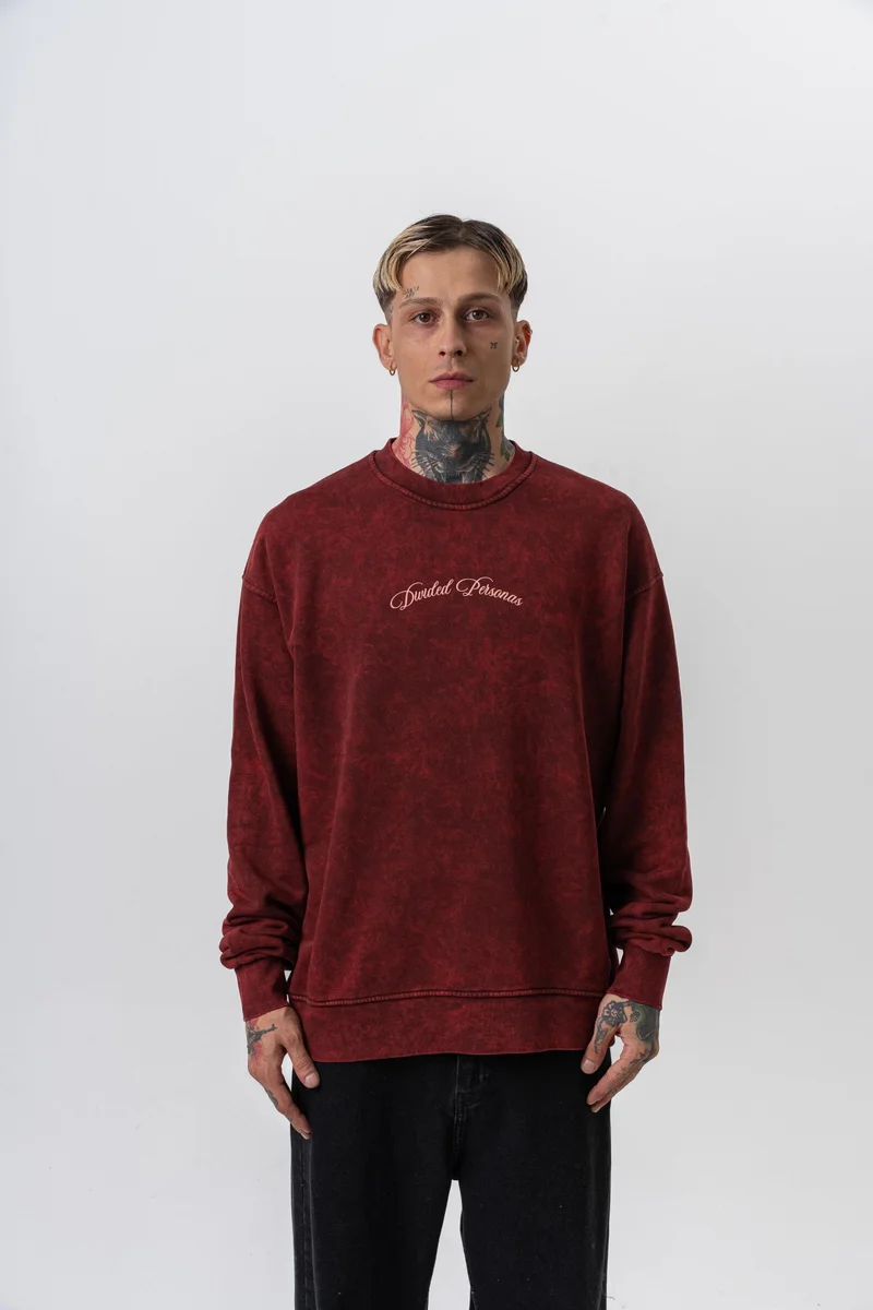 ريسباير سويت شيرت رجالي مقاس كبير بياقة دائرية مطبوع ومغسول بلون بوردو