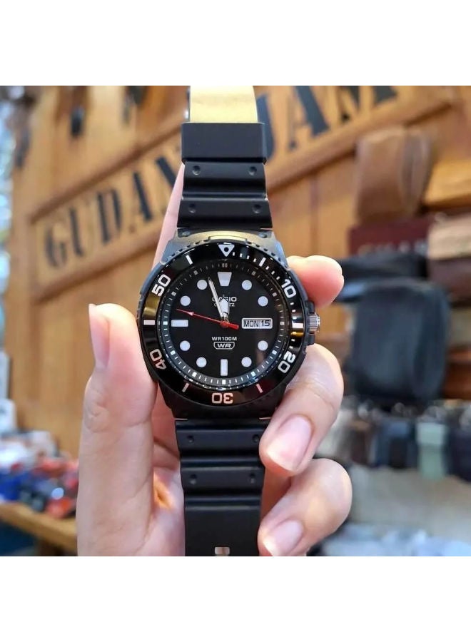 CASIO Resin Analog Wrist Watch MRW-230H-1E1VDF - Image 3
