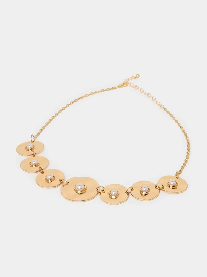 Styli Coin Necklace with Faux Pearl Detail