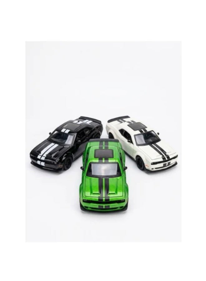 دودج Dodge Challenger SRT Hellcat D.98XN 1:24 Diecast Model 01 Pcs Assorted – Muscle Car with Light & Sound - Image 5